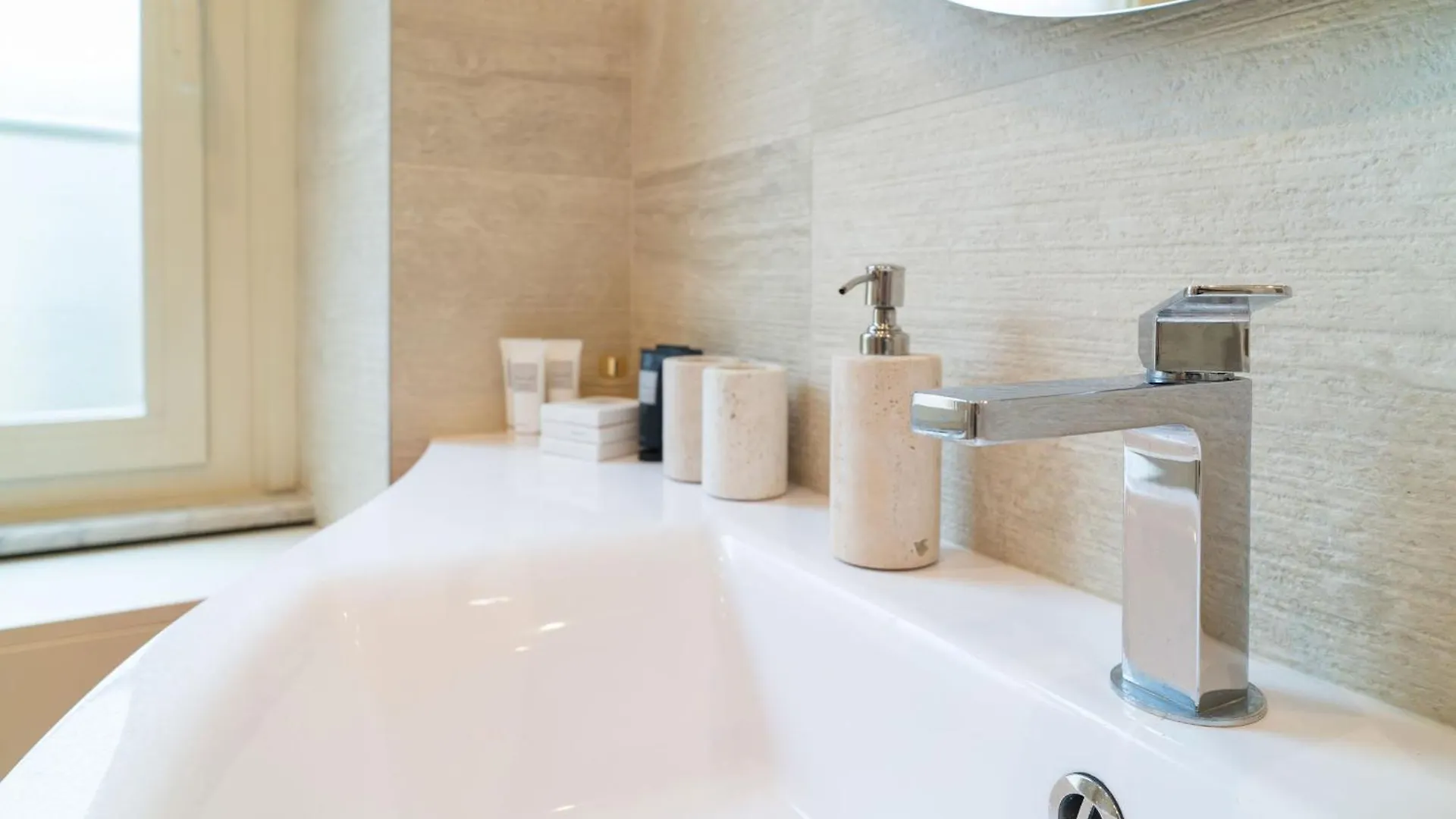 Apartment Ampio Appartamento A 500 Mt Dai Musei Vaticani Rome Italy